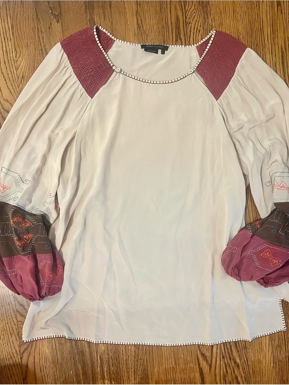 BCBGMaxAzria Cream Tunic with Mauve and Plum Embroidered Sleeves